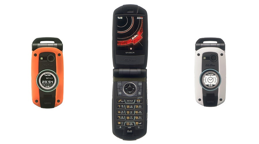 タフネスケータイ復活！ 初代G'zOneから最新TORQUEまで、歴代モデルを